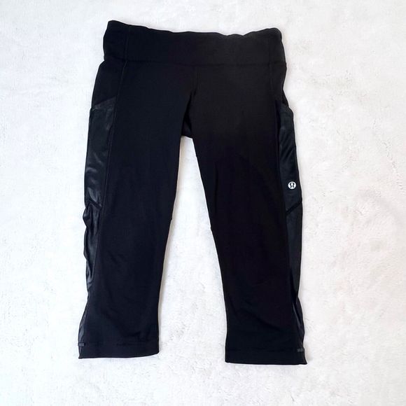 Lululemon Womens Cut The Crop Legging Size 6 Black Capri Cropped Pockets Yoga - Picture 5 of 10